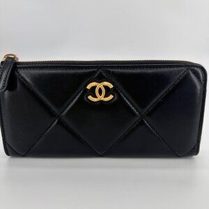 Chanel Quilted Calfskin Wallet Black